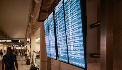 Crafting Stunning Visual Experiences With DVI Video Wall Controllers
